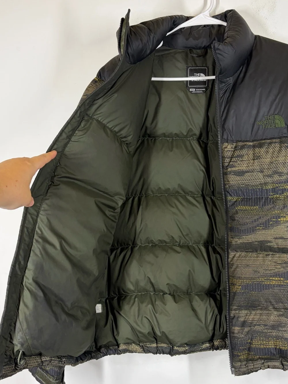 The North Face Nuptse 700 Down Camo Puffer Jacket Men's Size Medium